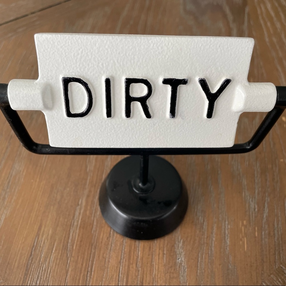 Hearth and hand dirty/clean sign